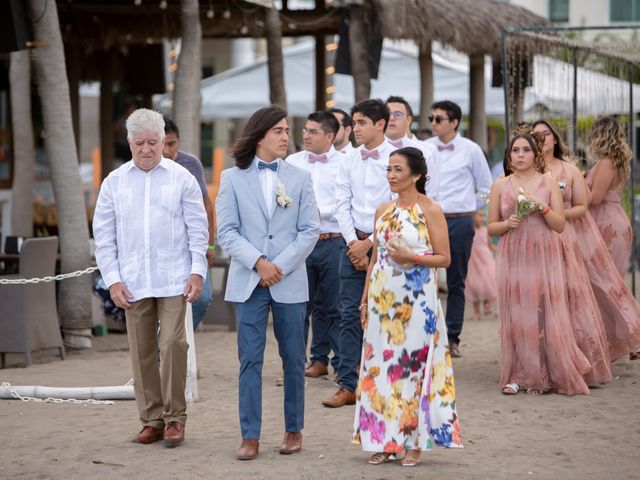 La boda de Diego y Scarlett en Ursulo Galván, Veracruz 5