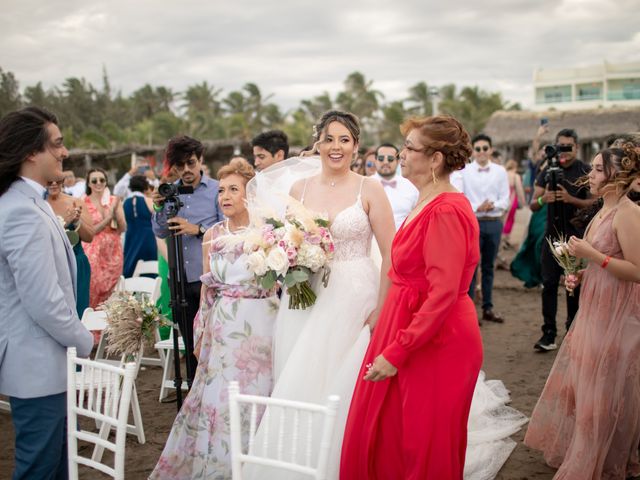 La boda de Diego y Scarlett en Ursulo Galván, Veracruz 8