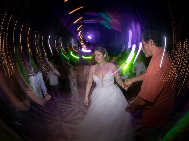 La boda de Diego y Scarlett en Ursulo Galván, Veracruz 34