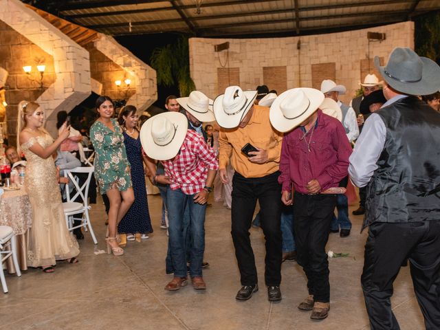 La boda de David y Maria en Durango, Durango 30
