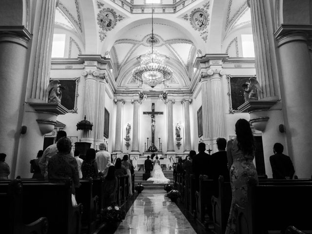 La boda de Marco y Viri en Orizaba, Veracruz 23