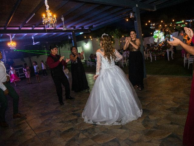La boda de Luis Alberto  y Verónica   en Manzanillo, Colima 11