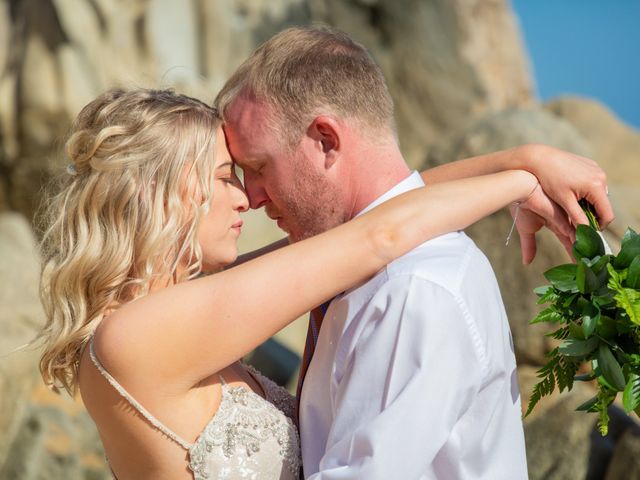 La boda de Erick y Elizabeth en Cabo San Lucas, Baja California Sur 10