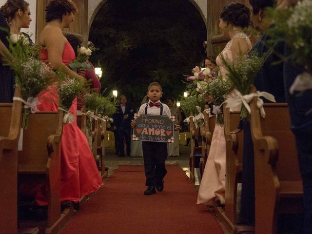 La boda de Moy y Vianney en Tlajomulco de Zúñiga, Jalisco 24