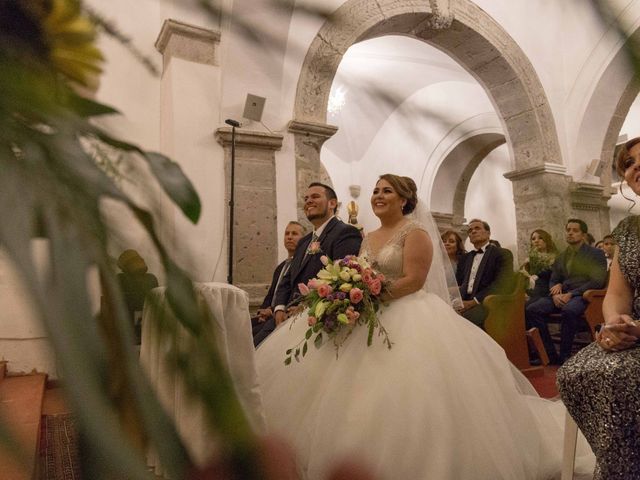 La boda de Moy y Vianney en Tlajomulco de Zúñiga, Jalisco 33