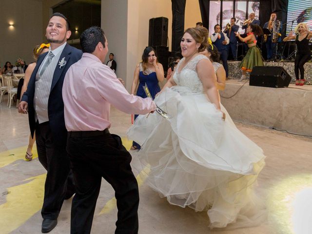 La boda de Moy y Vianney en Tlajomulco de Zúñiga, Jalisco 76