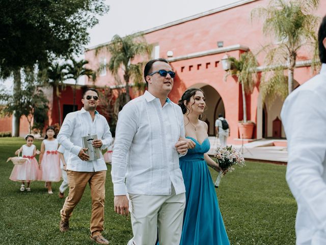 La boda de Adolfo y Val en Jojutla, Morelos 34