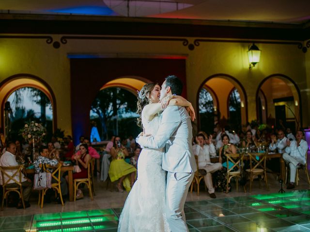 La boda de Adolfo y Val en Jojutla, Morelos 112