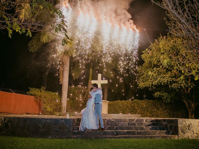 La boda de Adolfo y Val en Jojutla, Morelos 173