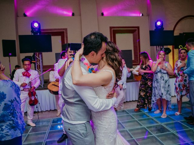 La boda de Adolfo y Val en Jojutla, Morelos 184