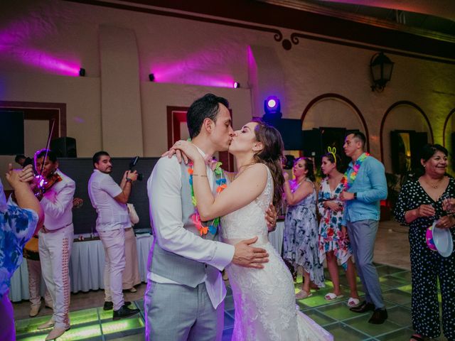 La boda de Adolfo y Val en Jojutla, Morelos 186