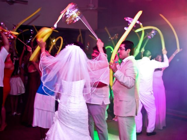 La boda de Javier y Dana en Ixtapa Zihuatanejo, Guerrero 7