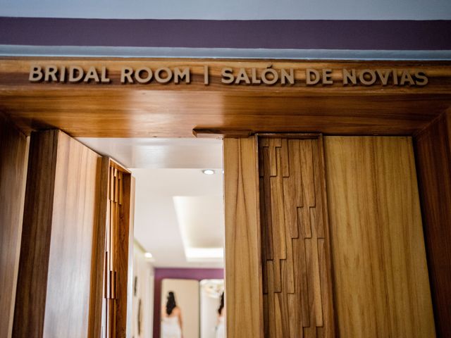 La boda de Odín y Elizabeth en Cancún, Quintana Roo 13