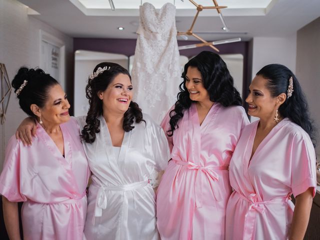 La boda de Odín y Elizabeth en Cancún, Quintana Roo 21