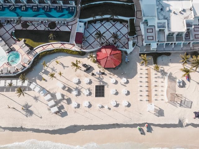 La boda de Odín y Elizabeth en Cancún, Quintana Roo 41