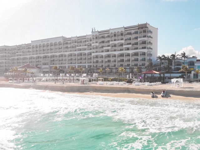 La boda de Odín y Elizabeth en Cancún, Quintana Roo 42