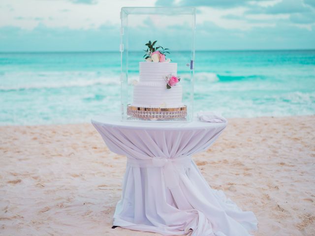 La boda de Odín y Elizabeth en Cancún, Quintana Roo 84