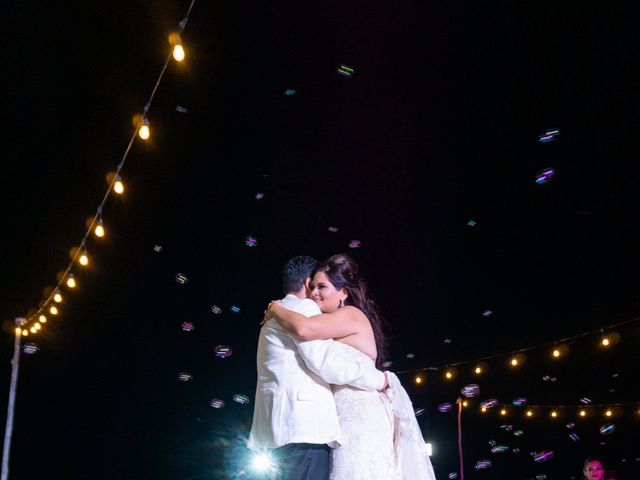 La boda de Odín y Elizabeth en Cancún, Quintana Roo 91