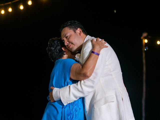La boda de Odín y Elizabeth en Cancún, Quintana Roo 96