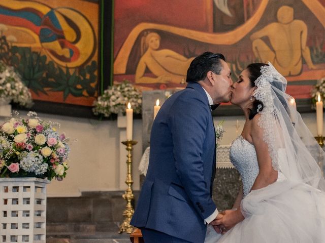 La boda de Rogelio  y Citlalli  en Tula de Allende, Hidalgo 10