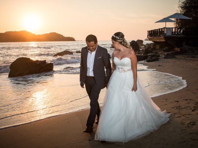 La boda de German y Diana en Ixtapa Zihuatanejo, Guerrero 30