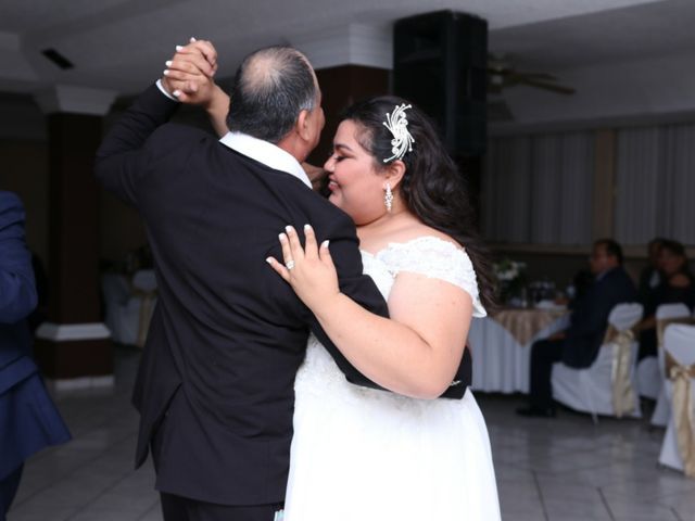 La boda de Emmanuel  y Lizbeth  en Acuña, Coahuila 3