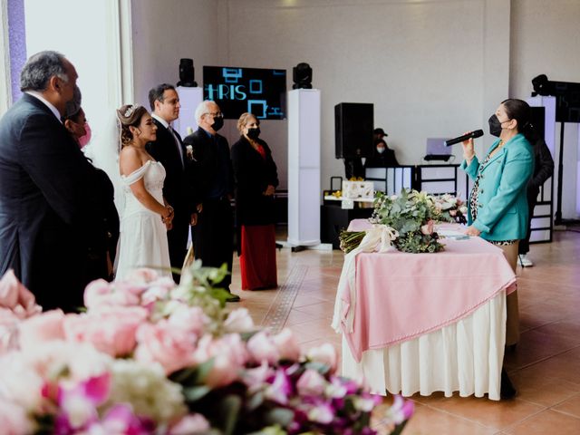 La boda de Christian y Cynthia en Toluca, Estado México 51