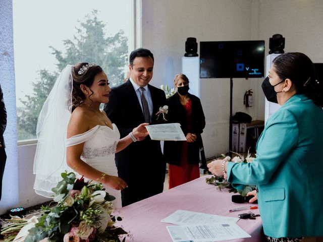 La boda de Christian y Cynthia en Toluca, Estado México 54