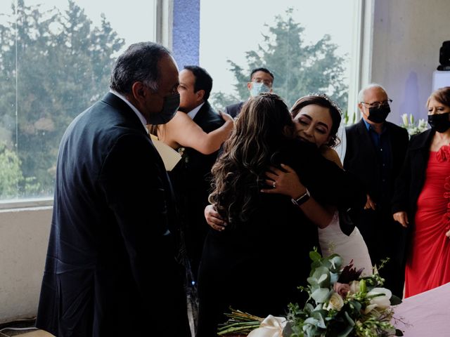 La boda de Christian y Cynthia en Toluca, Estado México 55