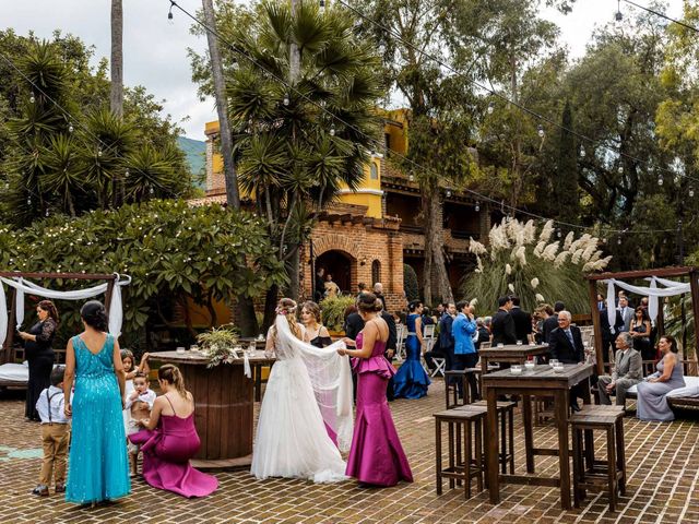 La boda de Poncho y Alexia en Chapala, Jalisco 27