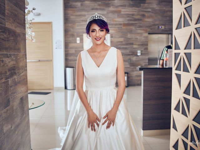 La boda de Jesús y Elizabeth en Monterrey, Nuevo León 33