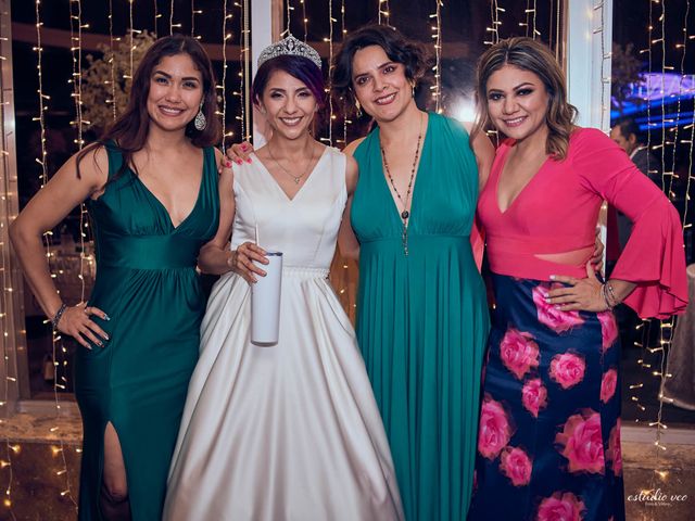 La boda de Jesús y Elizabeth en Monterrey, Nuevo León 106