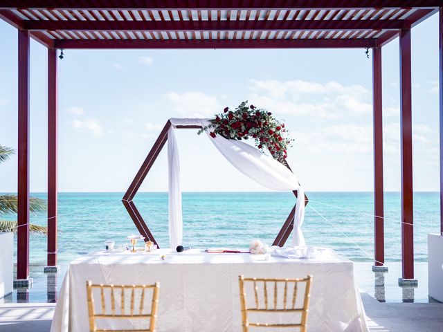 La boda de Adrián y Alejandra en Cancún, Quintana Roo 38