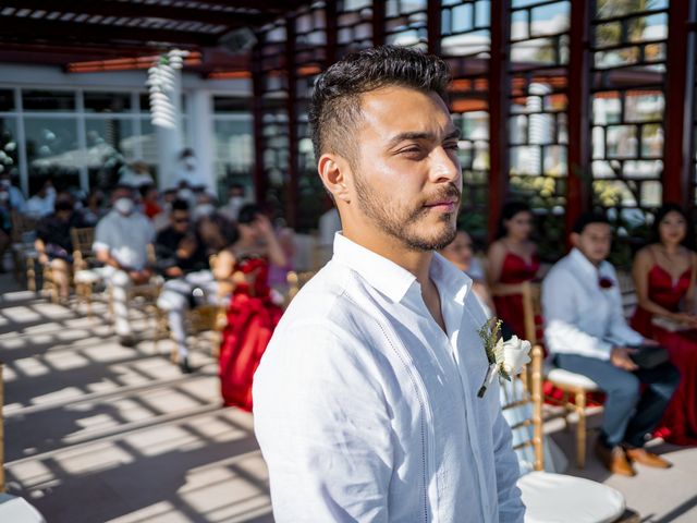 La boda de Adrián y Alejandra en Cancún, Quintana Roo 42