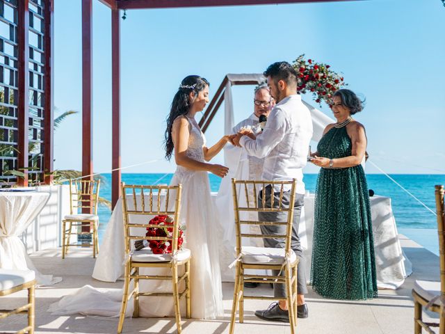 La boda de Adrián y Alejandra en Cancún, Quintana Roo 54