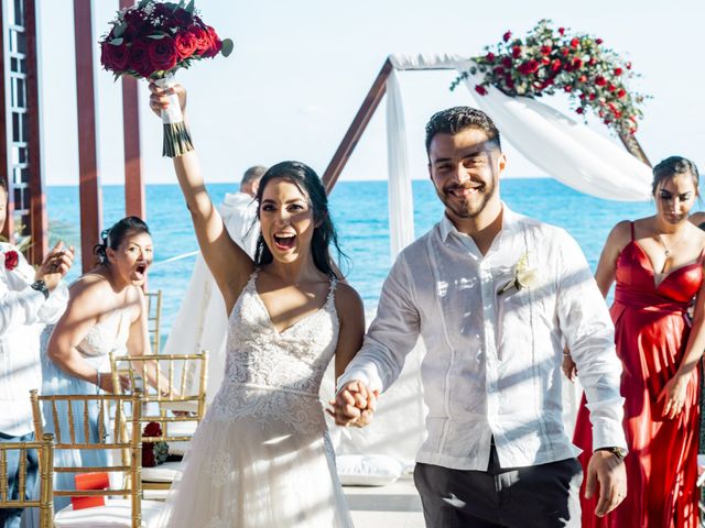 La boda de Adrián y Alejandra en Cancún, Quintana Roo 59