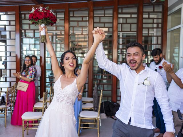 La boda de Adrián y Alejandra en Cancún, Quintana Roo 62