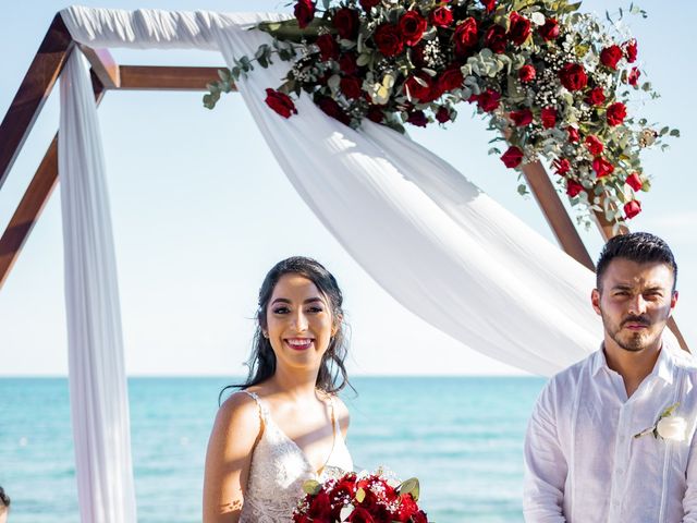 La boda de Adrián y Alejandra en Cancún, Quintana Roo 64