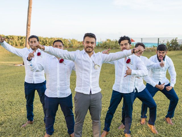 La boda de Adrián y Alejandra en Cancún, Quintana Roo 67