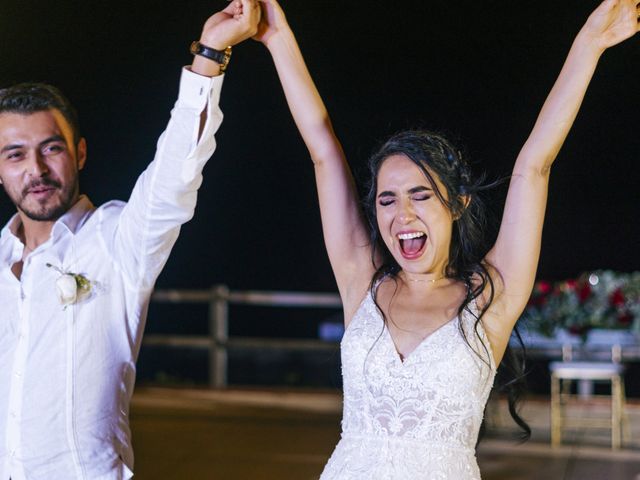 La boda de Adrián y Alejandra en Cancún, Quintana Roo 101