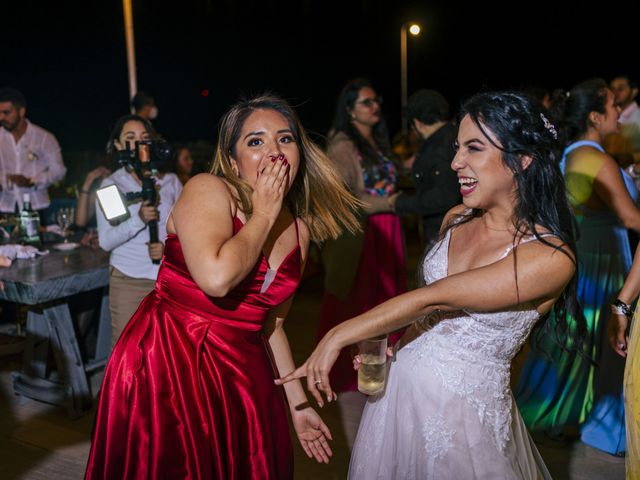 La boda de Adrián y Alejandra en Cancún, Quintana Roo 105