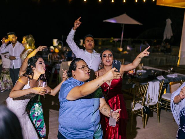 La boda de Adrián y Alejandra en Cancún, Quintana Roo 107