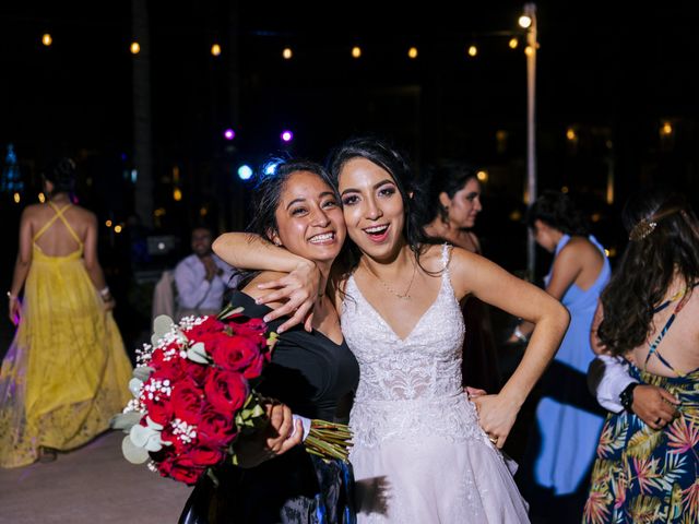 La boda de Adrián y Alejandra en Cancún, Quintana Roo 109