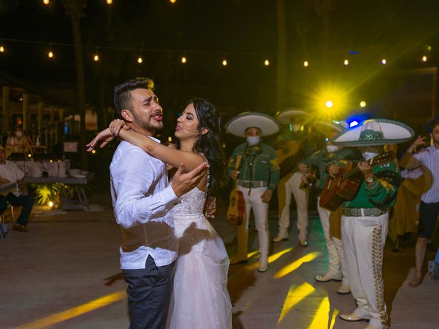 La boda de Adrián y Alejandra en Cancún, Quintana Roo 113