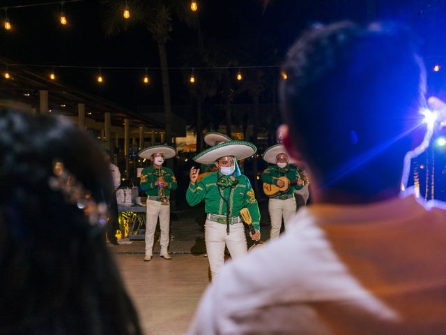 La boda de Adrián y Alejandra en Cancún, Quintana Roo 115