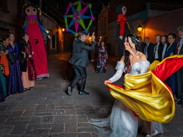 La boda de Andrés y Verónica en Querétaro, Querétaro 15