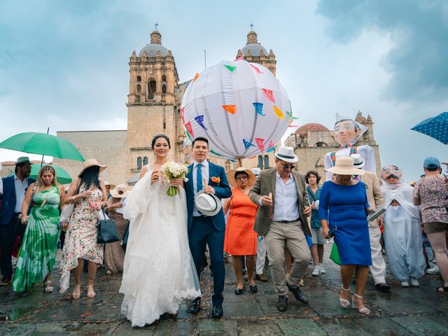 La boda de Leonardo y Mireille en Oaxaca, Oaxaca 37