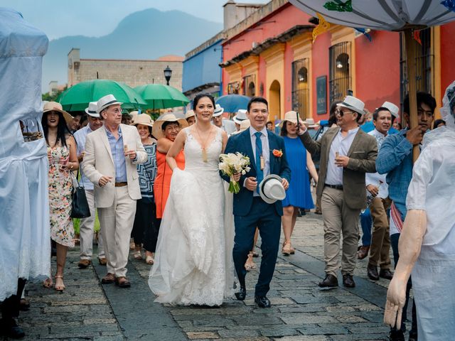 La boda de Leonardo y Mireille en Oaxaca, Oaxaca 47