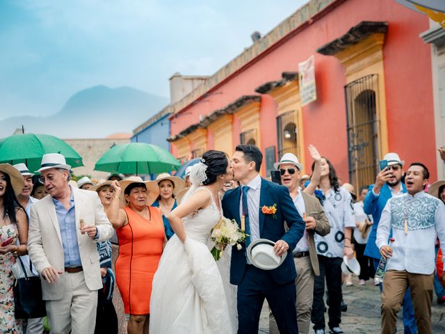 La boda de Leonardo y Mireille en Oaxaca, Oaxaca 48