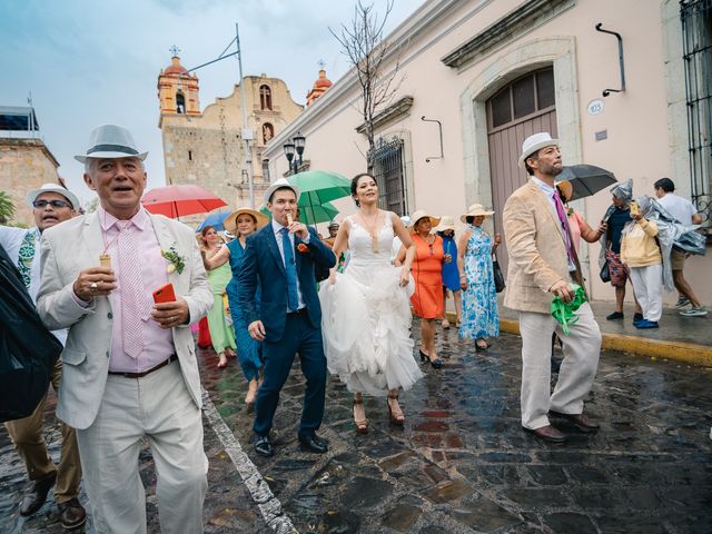 La boda de Leonardo y Mireille en Oaxaca, Oaxaca 66